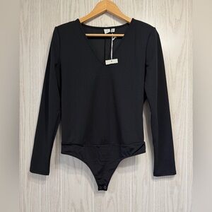 JOIE BODYSUIT Black Long Sleeve V Neck Puff Shoulder Sleeve Thong Back MEDIUM